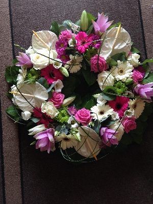 Cerise & white wreath