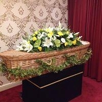 Yellow & white seasonal mixed Casket